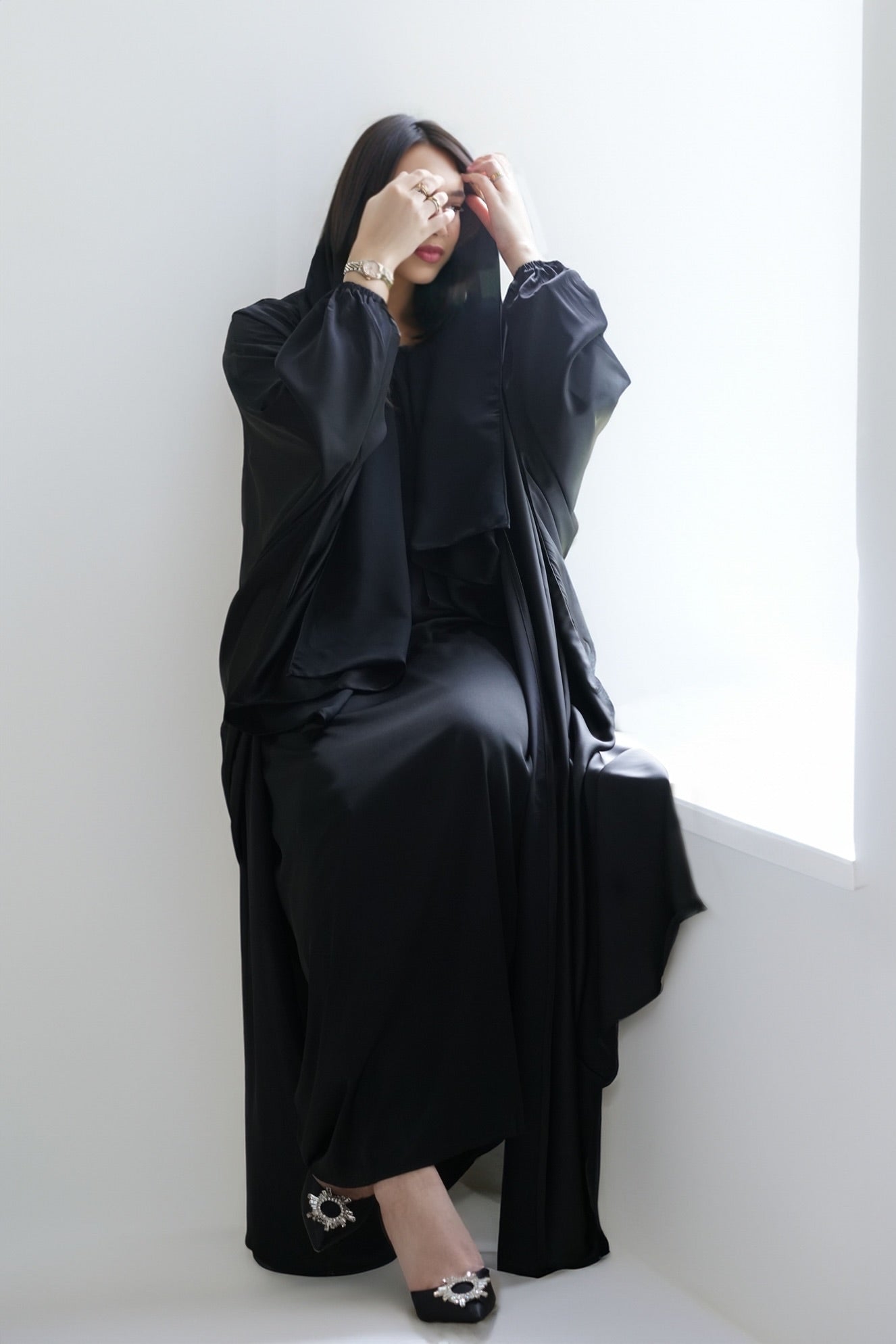 Luxe Dalia Satin Silk Abaya - Black